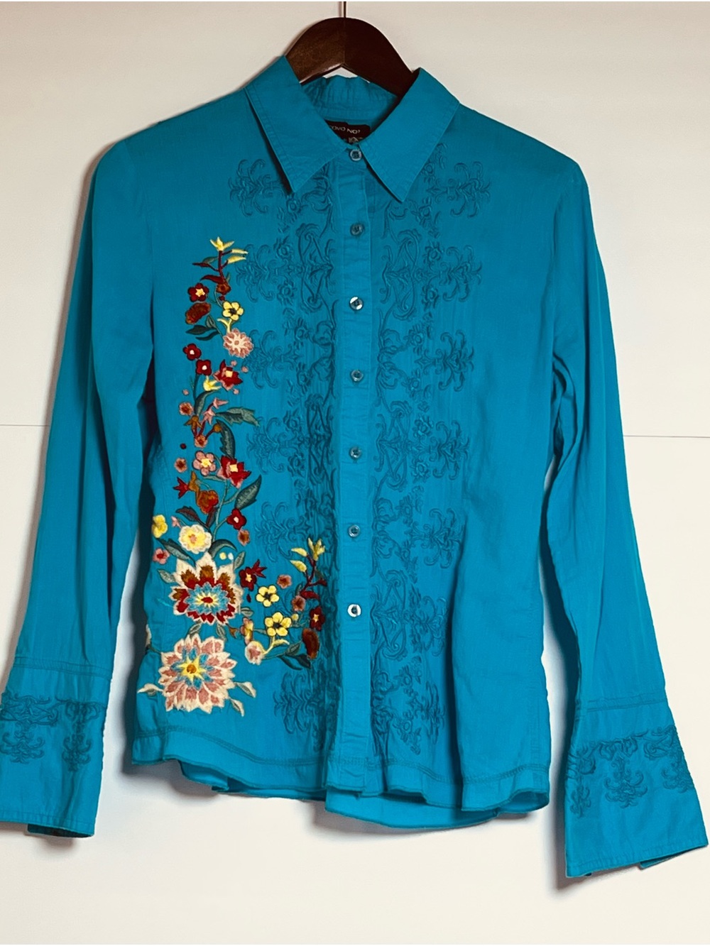 Como No? Women’s Embroidered Western Boho Button Front Blue Cotton Shirt M